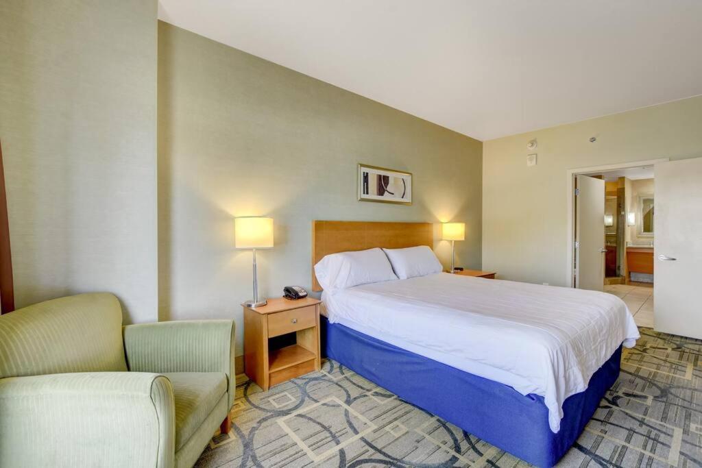 Ultimate Las Vegas Getaway One Bedroom Suite With Balcony, Kitchen, Gym, Pool & Free Parking Exterior foto